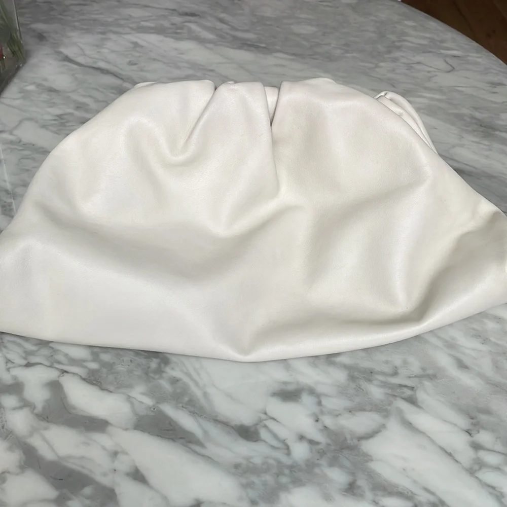 Bottega Veneta Pouch - Picture 1 of 12